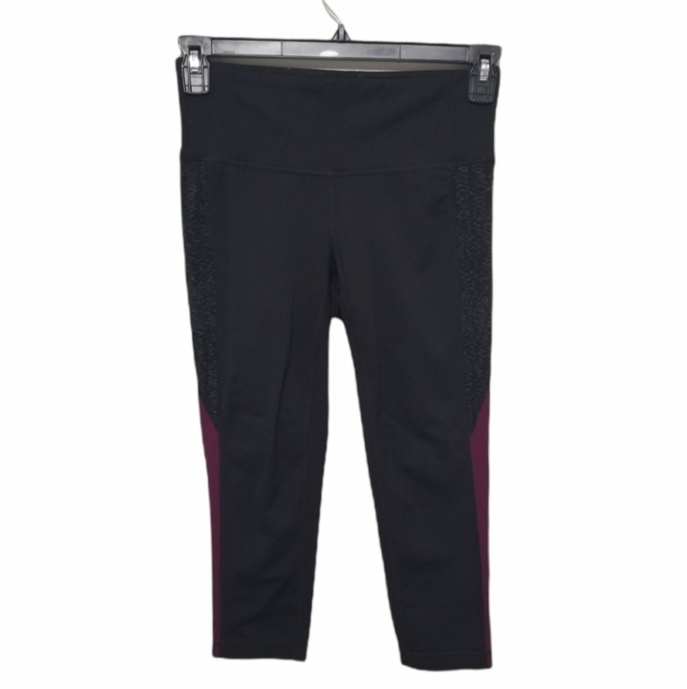 Athleta Cropped Capri Legging , Size S.